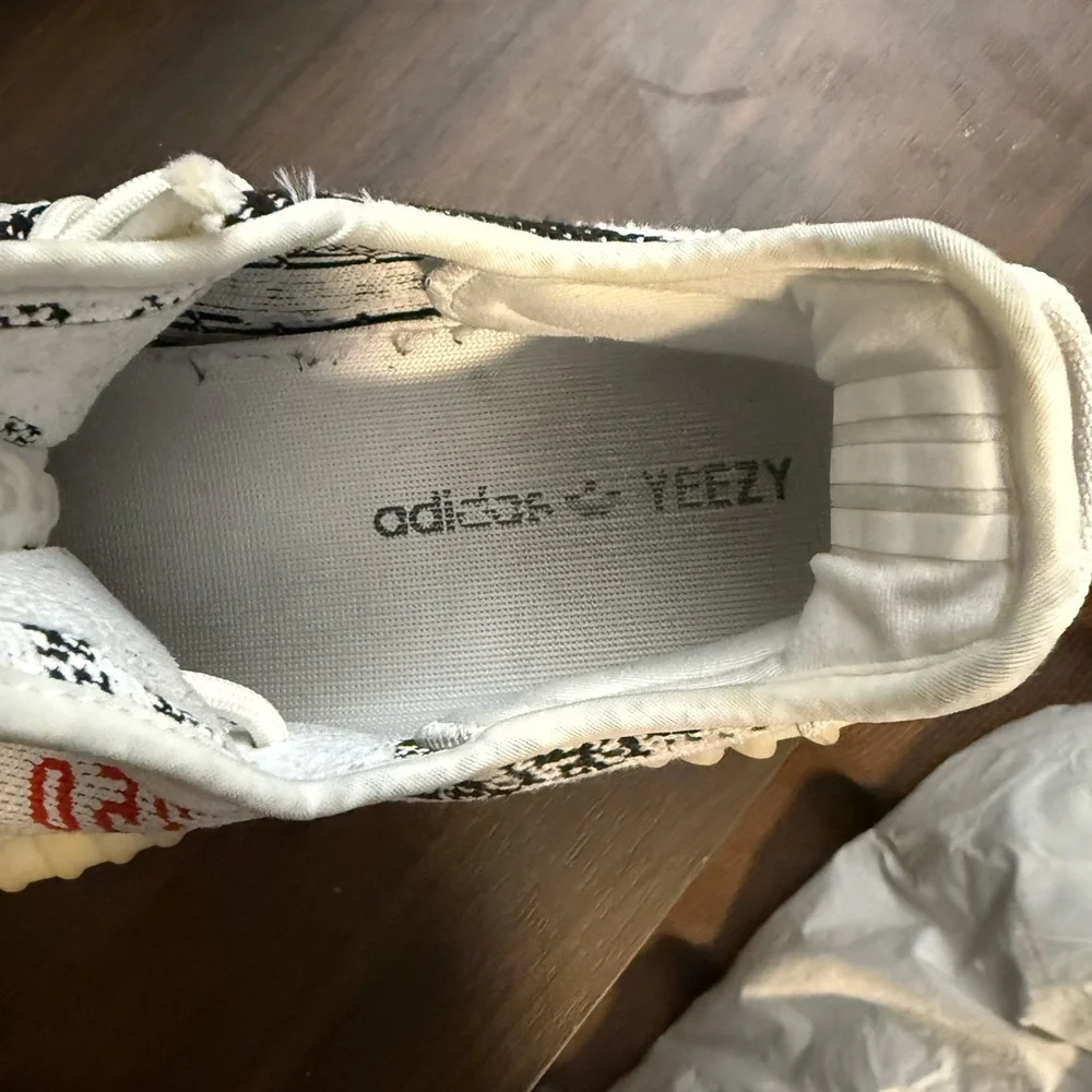 Adidas Yeezy Zebra Pattern Sneakers with Red Accent - Picture 2 of 5